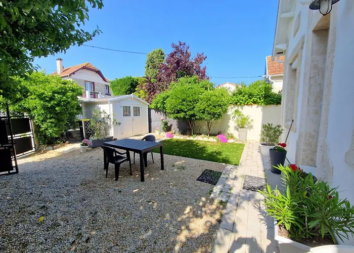 5 Pers Chatelaillon-plage, Jardin, Proche Centre Et - Fr-1-706-6 Сasa de vacaciones